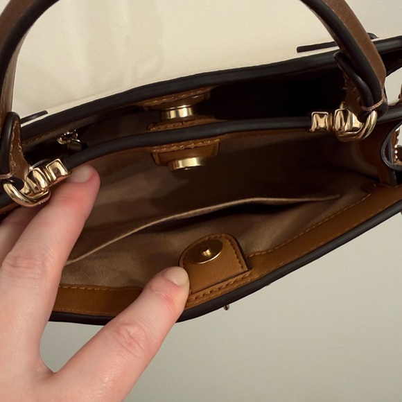 NWOT Coach crossbody purse - Picture 6 of 7